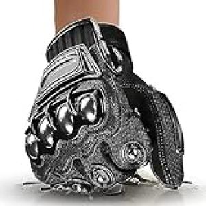 近所に有名な「出る」スポットがある。 街路樹の下に個女の幽霊がボゥっとでるらしい